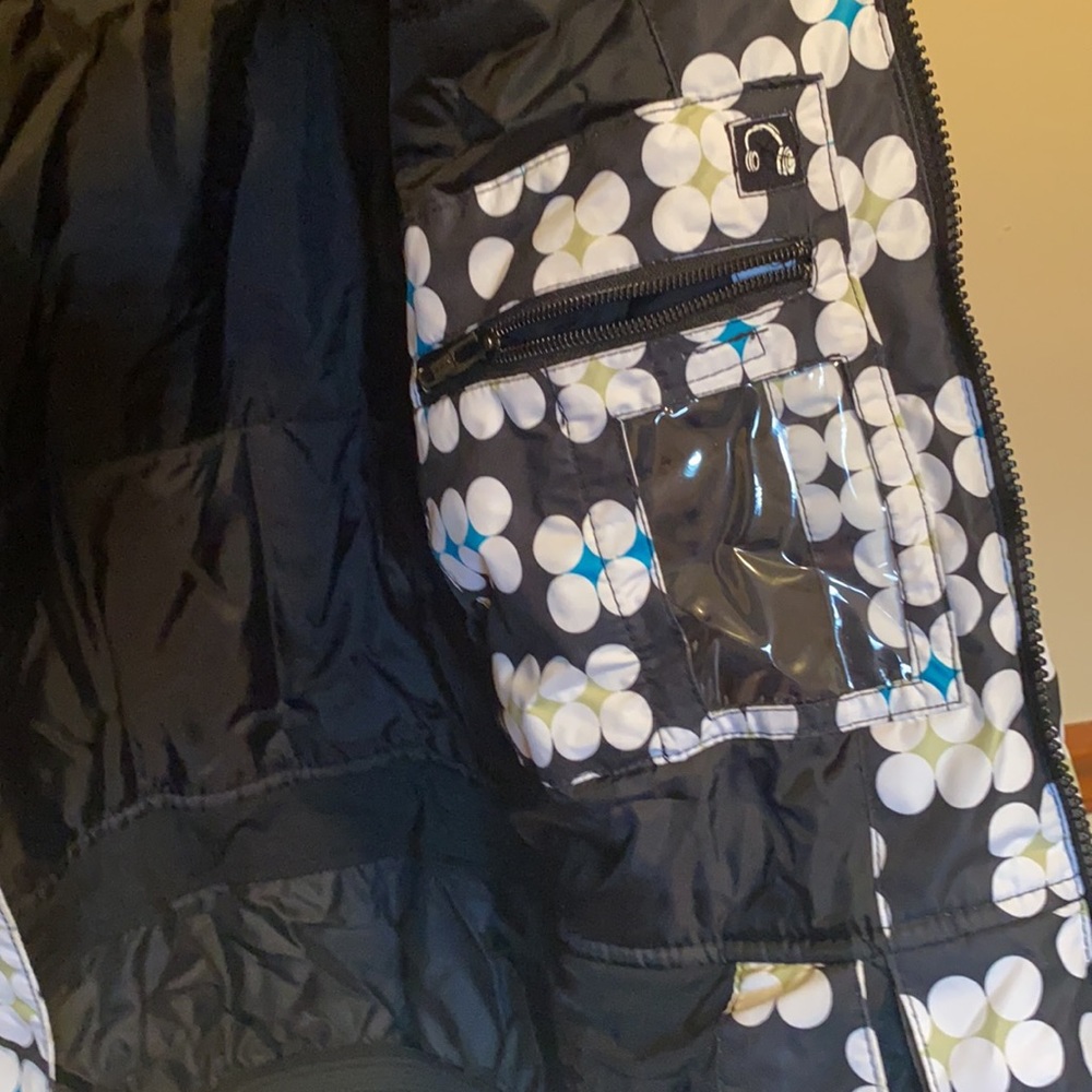 Roxy Utility 5,000 Jacket - Size Medium - image 5